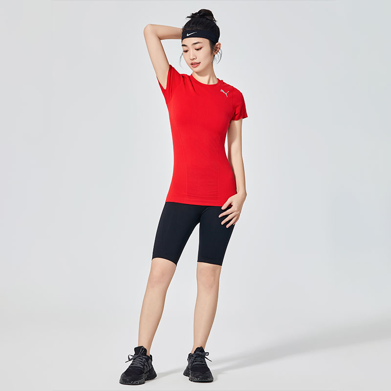 Pantalones cortos deportivos clásicos negros sin costuras para mujer